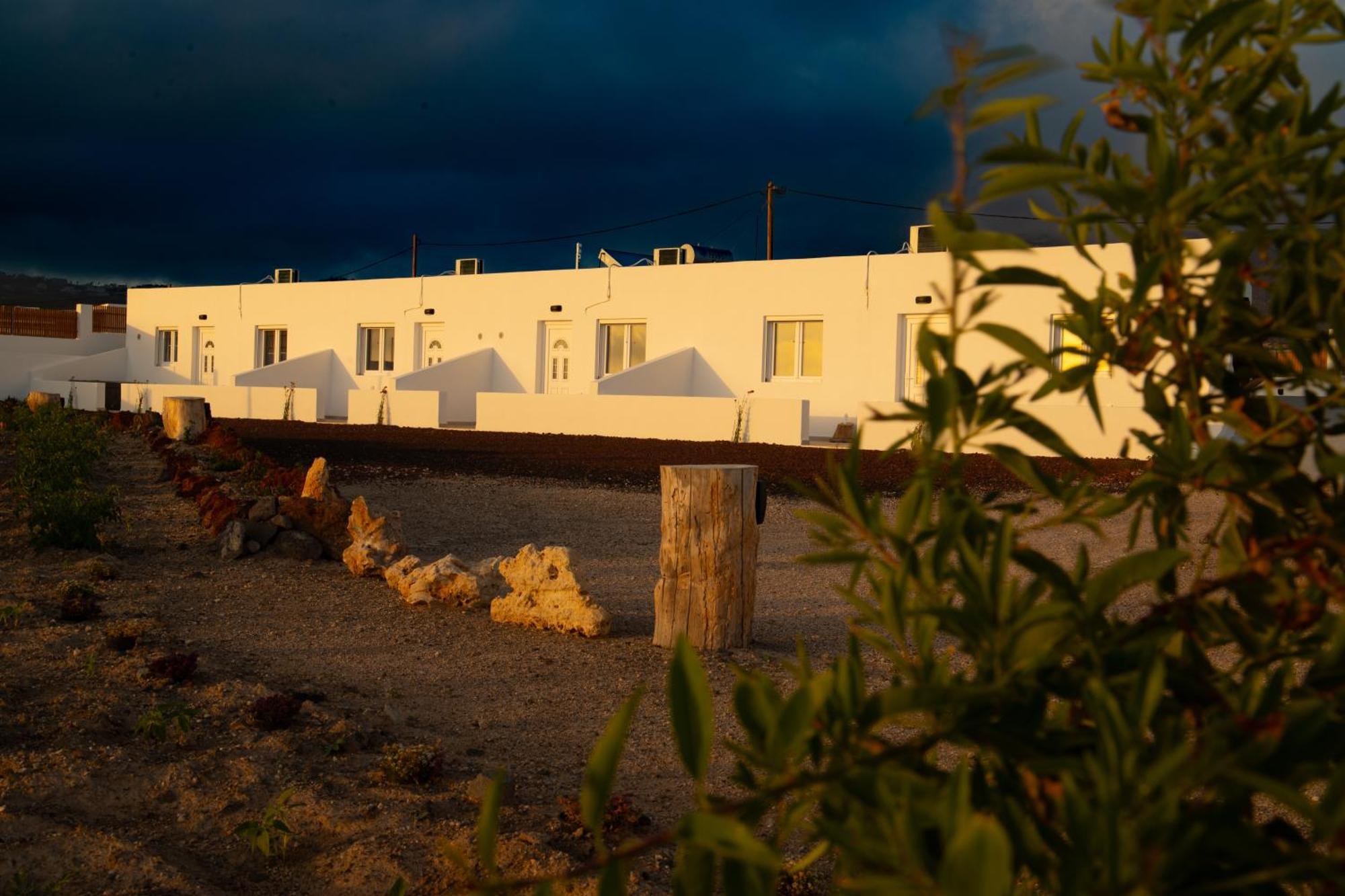 Calma Eco Houses Sunset View Emborió Kültér fotó